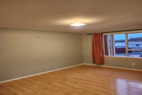Photo of property in 14 Tango Place, Henderson, Auckland, 0610