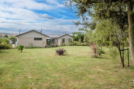 Photo of property in 11 Rathbone Street, Waipawa, 4210