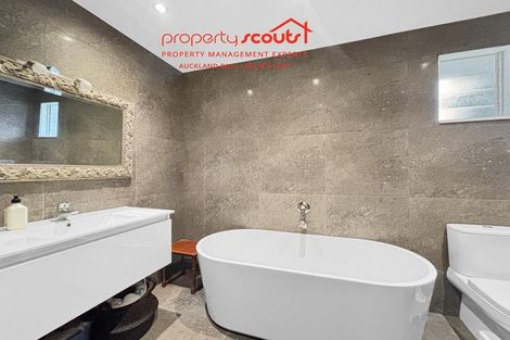 Photo of property in 7 Melba Street, Beach Haven, Auckland, 0626