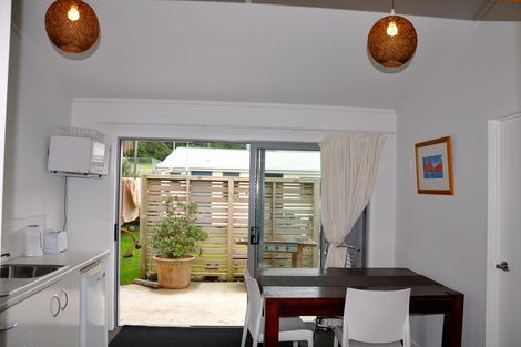 Photo of property in 15 Seaview Road, Waihi Beach, 3611