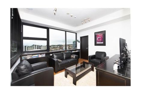 Photo of property in 11a/2 Saint Martins Lane, Grafton, Auckland, 1010