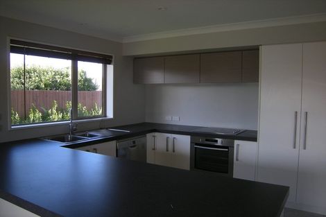 Photo of property in 15h Marlowe Place, Rolleston, 7614