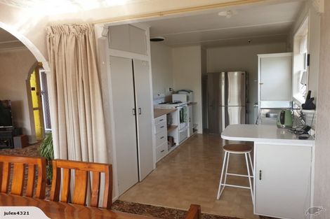 Photo of property in 23 Liverton Crescent, Bishopdale, Christchurch, 8053