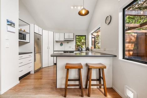 Photo of property in 65 Duck Creek Road, Stillwater, Silverdale, 0993