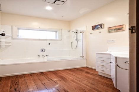 Photo of property in 4 Silvester Street, Woolston, Christchurch, 8023