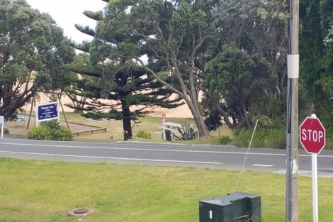 Photo of property in 4 Seaview Road, Cable Bay, 0420