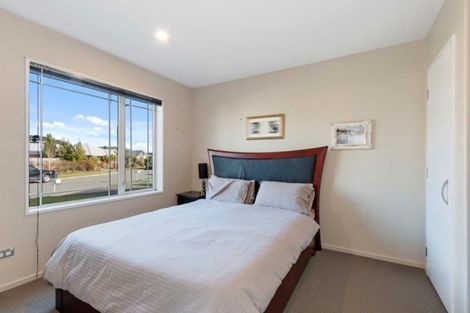 Photo of property in 16a Date Crescent, Aidanfield, Christchurch, 8025