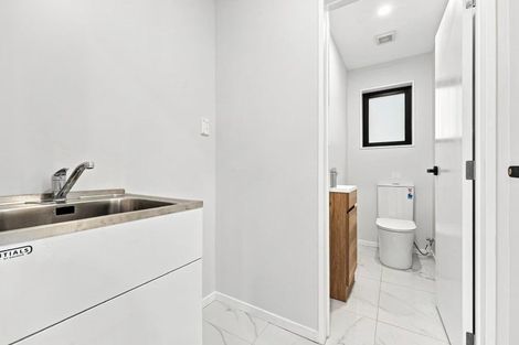 Photo of property in 13 Tower Hill, Stanmore Bay, Whangaparaoa, 0930
