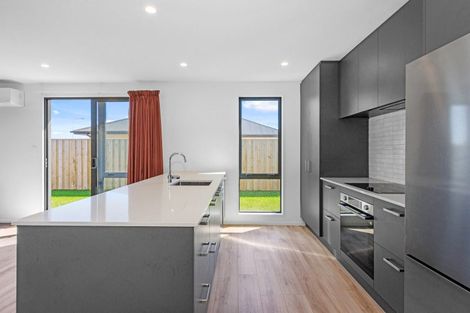 Photo of property in 35 Greig Crescent, Amberley, 7481