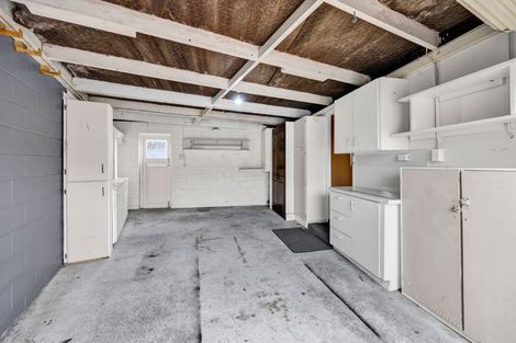 Photo of property in 69 Dixon Avenue, Hawera, 4610