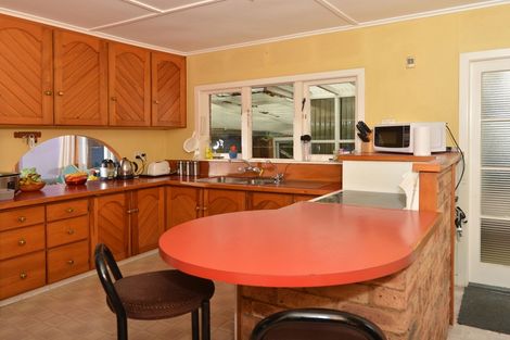 Photo of property in 1 Mclean Street, Woodville, 4920