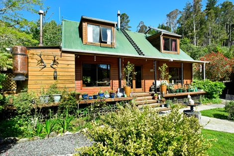 Photo of property in 905 Wakamarina Road, Wakamarina, Havelock, 7178