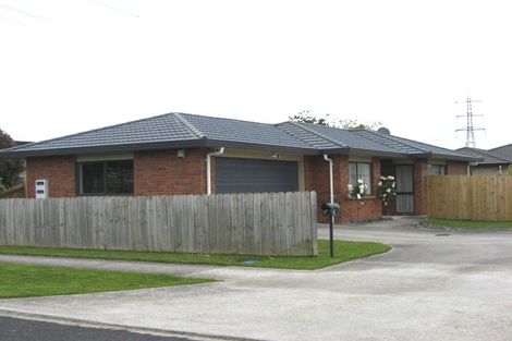 Photo of property in 28 Berwyn Avenue, Takanini, 2112