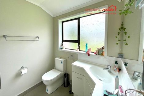 Photo of property in 3 Highlands Place, Highlands Park, New Plymouth, 4312