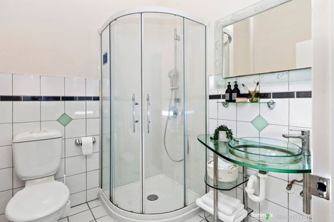 Photo of property in Hb Apartments, 2/3 Holland Street, Te Aro, Wellington, 6011