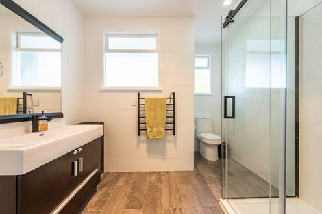 Photo of property in 3 Martin Street, Waikanae, 5036