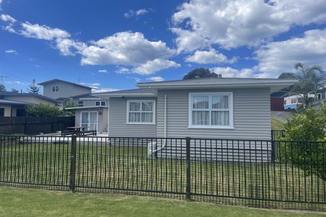 Photo of property in 15a Hillview Road, Waihi Beach, 3611