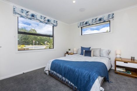 Photo of property in 2 Hopkirk Avenue, Wallaceville, Upper Hutt, 5018