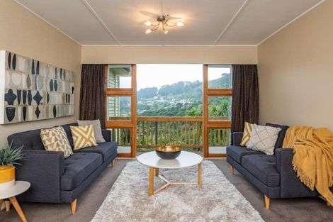 Photo of property in 19 Montgomery Avenue, Karori, Wellington, 6012