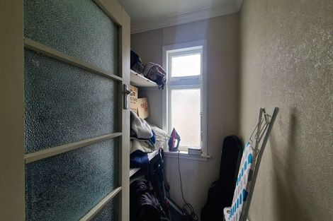 Photo of property in 10 Tennyson Street, Opunake, 4616