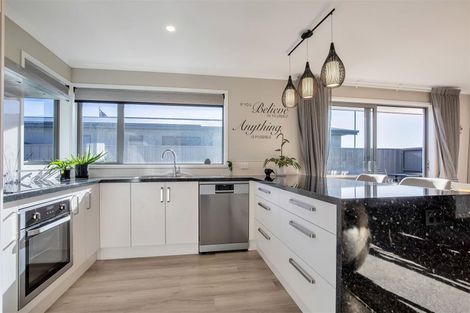 Photo of property in 7 Jade Court, Rolleston, 7614