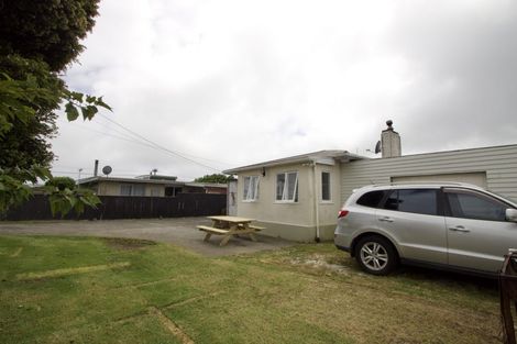 Photo of property in 15 Barrett Road, Whalers Gate, New Plymouth, 4310