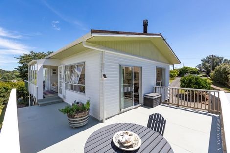 Photo of property in 21 Lysnar Road, Matakana, Warkworth, 0985