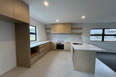 Photo of property in 3/4 Toru Street, Te Atatu Peninsula, Auckland, 0610