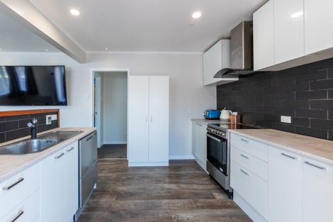 Photo of property in 61 Burgoyne Street, Woodville, 4920