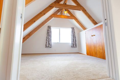 Photo of property in 1396 Whangaparaoa Road, Army Bay, Whangaparaoa, 0930