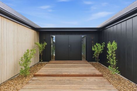 Photo of property in 94 Ridgeland Way, West Melton, 7618