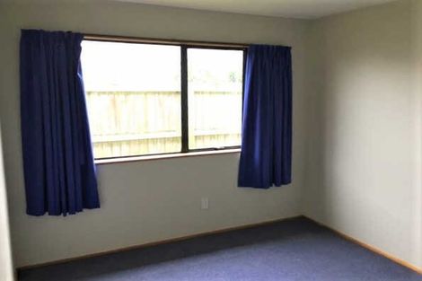 Photo of property in 8 Homer Place, Upper Riccarton, Christchurch, 8041