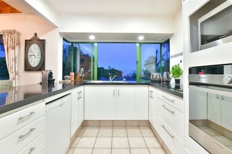 Photo of property in 18 Whale Cove, Stanmore Bay, Whangaparaoa, 0932