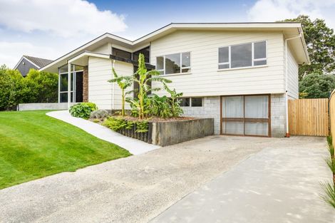 Photo of property in 34 Pinedale Parade, Milson, Palmerston North, 4414