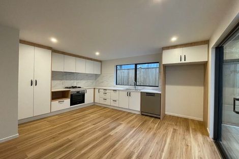 Photo of property in 7c Pinehurst Place, Wattle Downs, Auckland, 2103