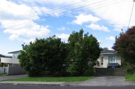 Photo of property in 1/119 Exmouth Road, Northcote, Auckland, 0627