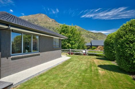 Photo of property in 25 Banbury Terrace, Lower Shotover, Queenstown, 9304