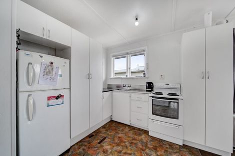 Photo of property in 47 Campbell Street, Hawera, 4610