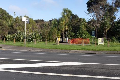 Photo of property in 1/263 Glenfield Road, Hillcrest, Auckland, 0627