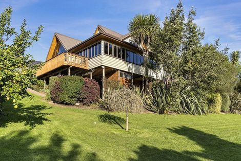 Photo of property in 17 Roger Guy Place, Welcome Bay, Tauranga, 3175