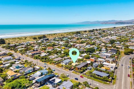 Photo of property in 43 Tovey Street, New Brighton, Christchurch, 8061