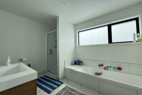 Photo of property in 16 Lemonwood Way, Woodridge, Wellington, 6037