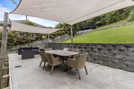 Photo of property in 73 Waldorf Crescent, Orewa, 0931