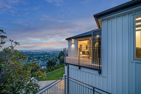 Photo of property in 4 Yelverton Place, Huntsbury, Christchurch, 8022