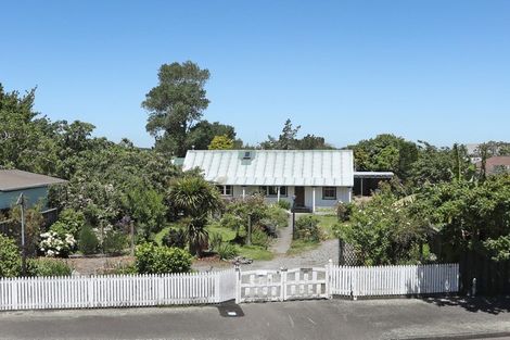 Photo of property in 43 High Street, Bulls, 4818