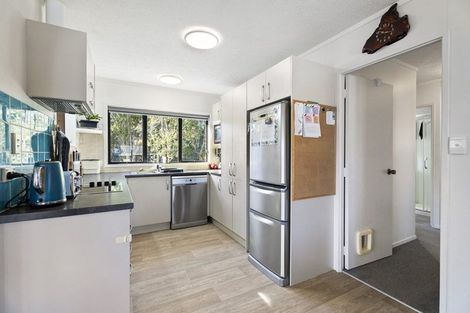 Photo of property in 10 Randal Place, Bayview, Auckland, 0629