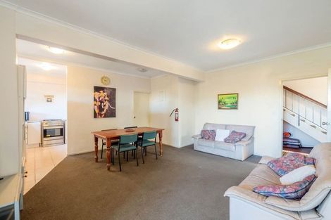 Photo of property in 40 Akoranga Drive, Northcote, Auckland, 0627