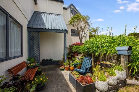 Photo of property in 8b Pelorous Street, Paparangi, Wellington, 6037