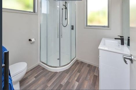 Photo of property in 36 Beach Road, Onerahi, Whangarei, 0110