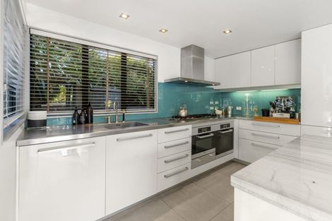 Photo of property in 56a Wairoa Road, Narrow Neck, Auckland, 0624